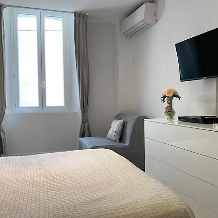 Apartment Lovely In Old - 1min From The Port And The Beach