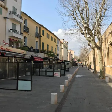Lovely In Old - 1min From The Port And The Beach